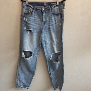 New York & Company- Cruvy High rise Boyfriend Distressed- medium wash- Size 14
